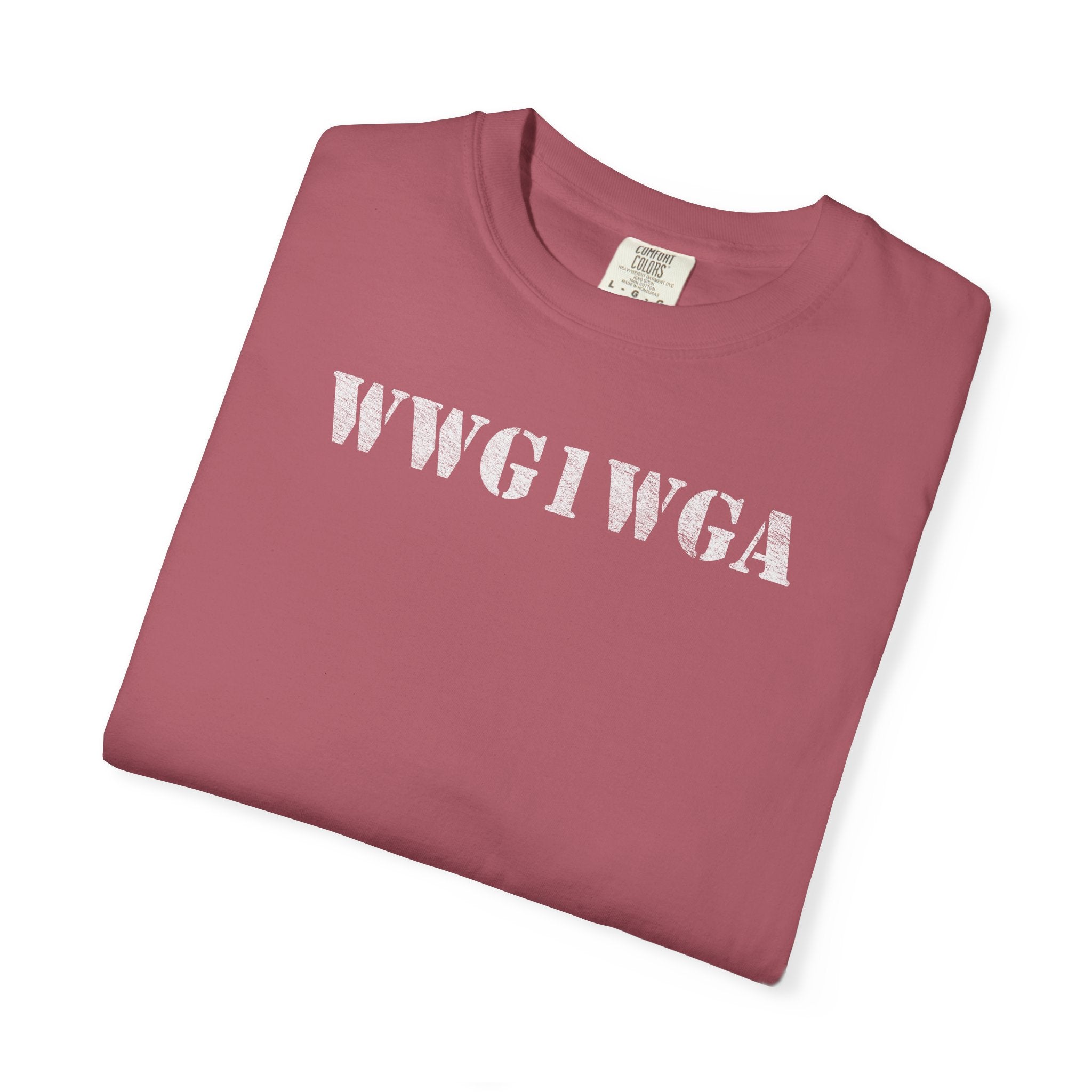 folded WWG1WGA distressed stencil t-shirt in crimson